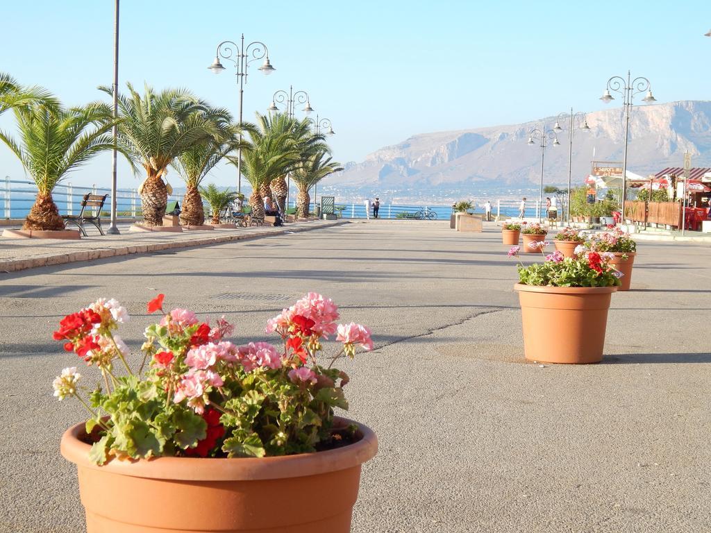 Casa Vacanze Karol Daire Trappeto  Dış mekan fotoğraf
